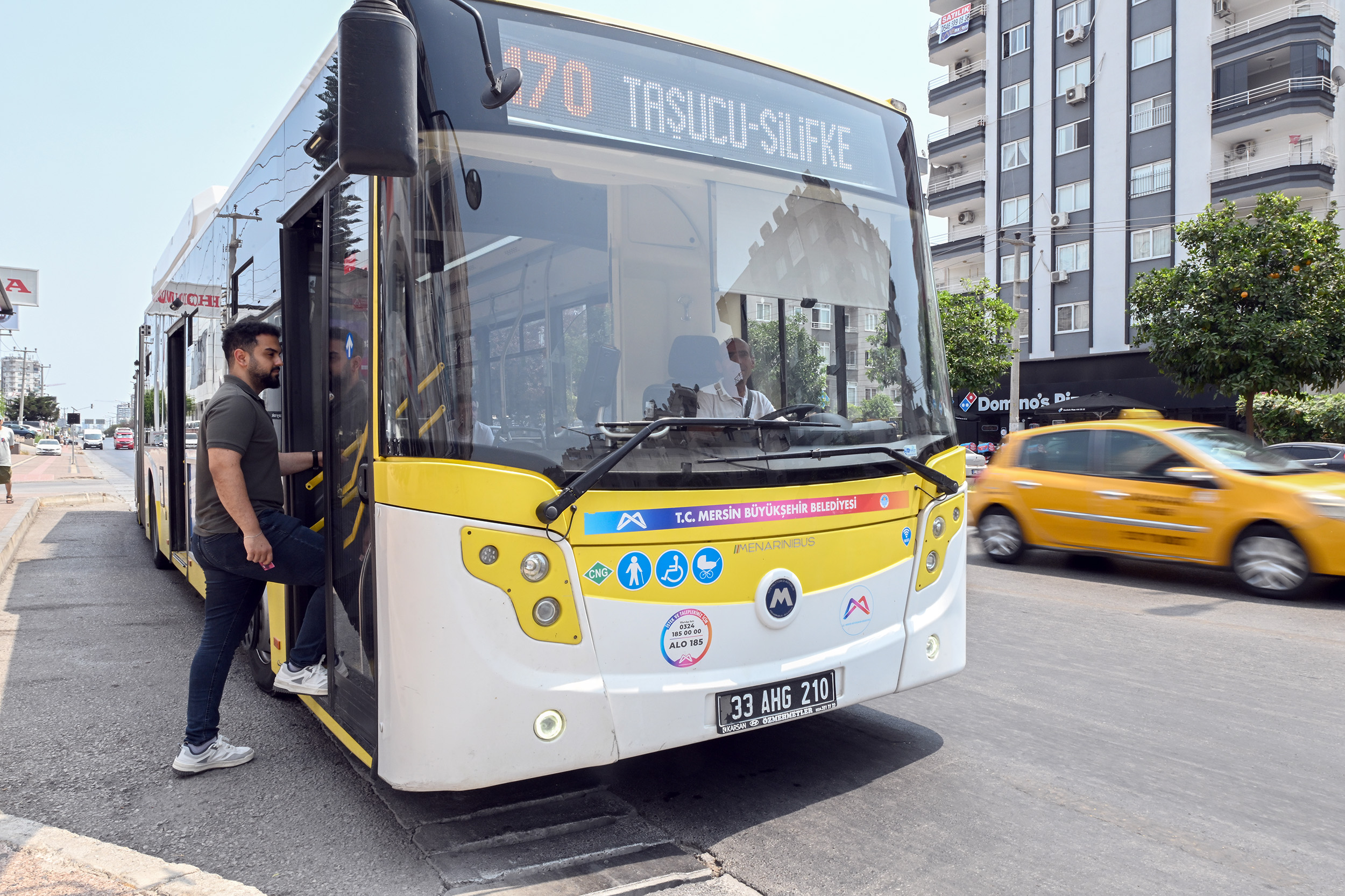 Büyükşehi̇r Otobüsleri̇nde ‘Gi̇tti̇ği̇n Yere Kadar Öde’ Uygulamasi Başladi (4)