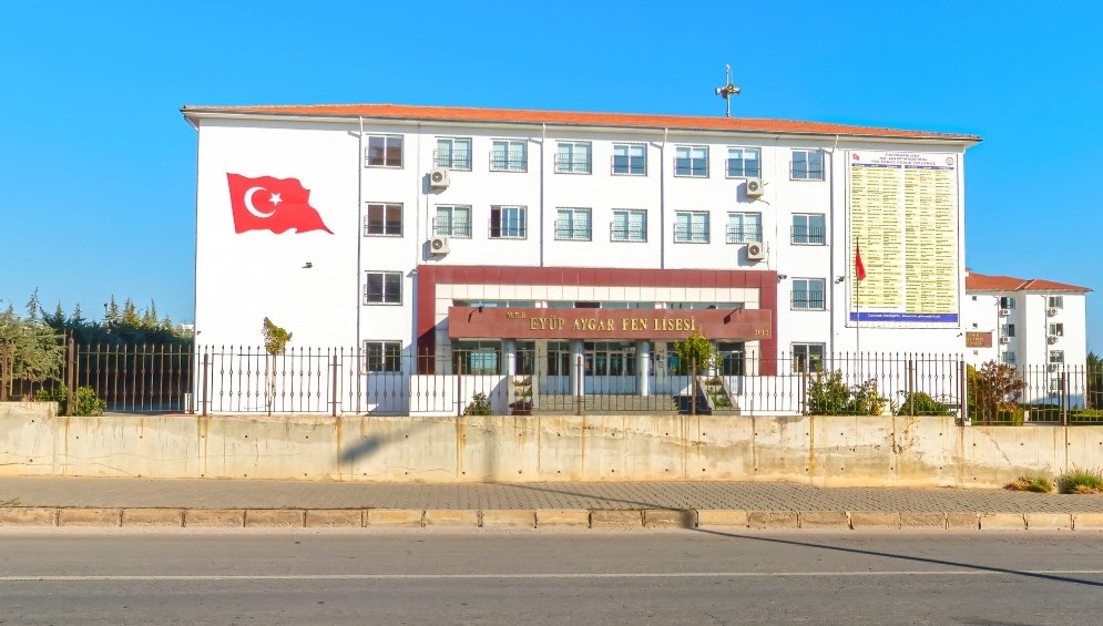 Mersin Sinema Ofisi Yenisehir Eyup Uygar Fen Lisesi 263387