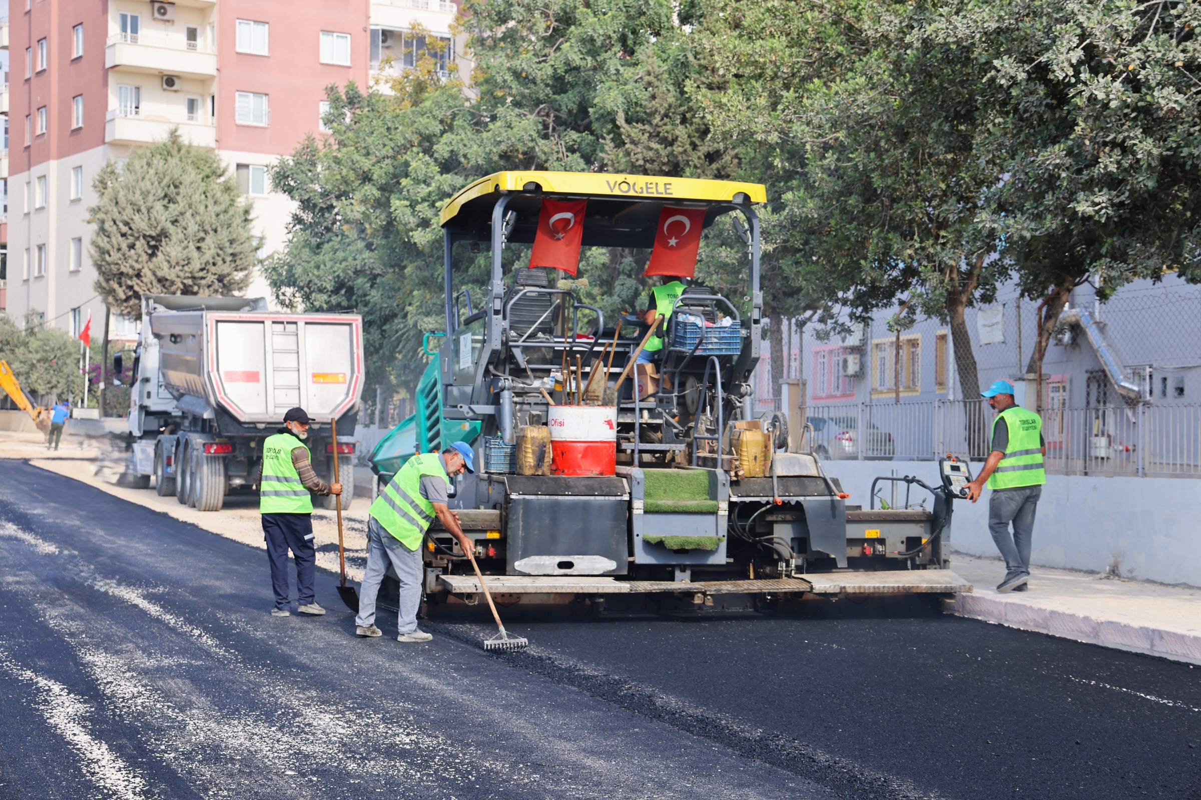 Akbelen Sıcak Asfalt Çalışması (2)