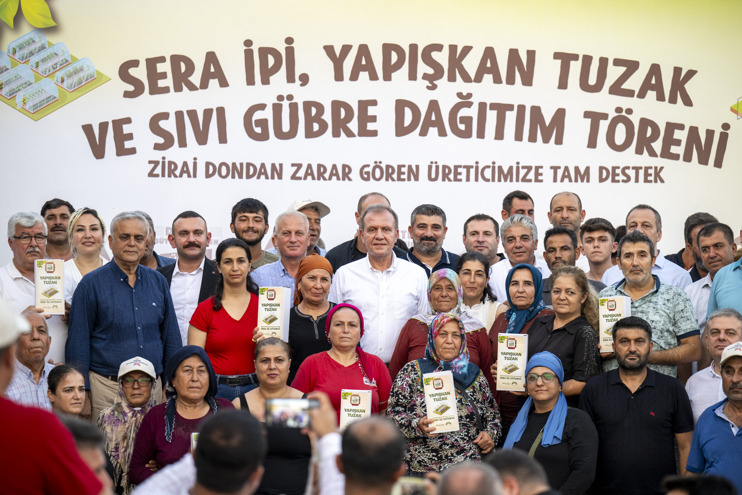 Başkan Seçer, ‘Sera İpi̇, Yapişkan Tuzak Ve Sivi Gübre Dağitim Töreni̇’ne Katildi (1)