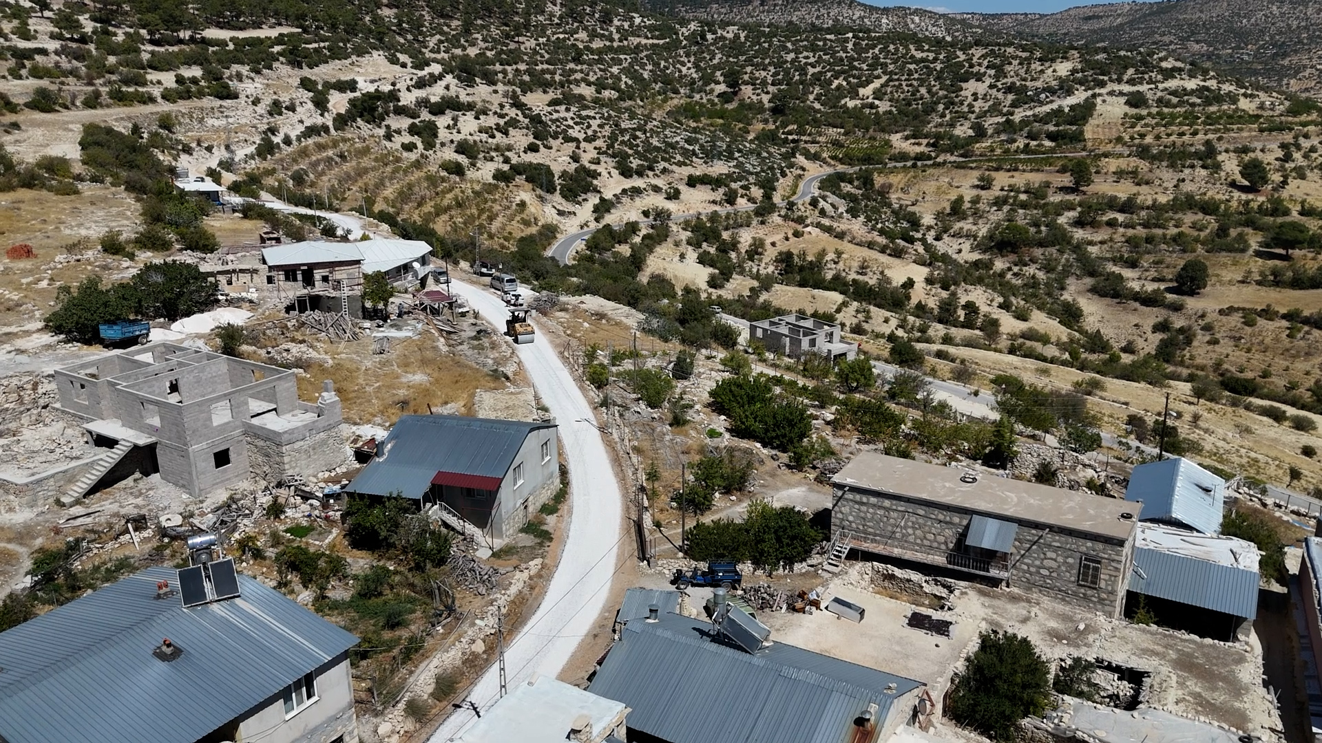 Çömelek Mahallesi̇ Büyükşehi̇r’le İlk Kez Asfalta Kavuştu (5)