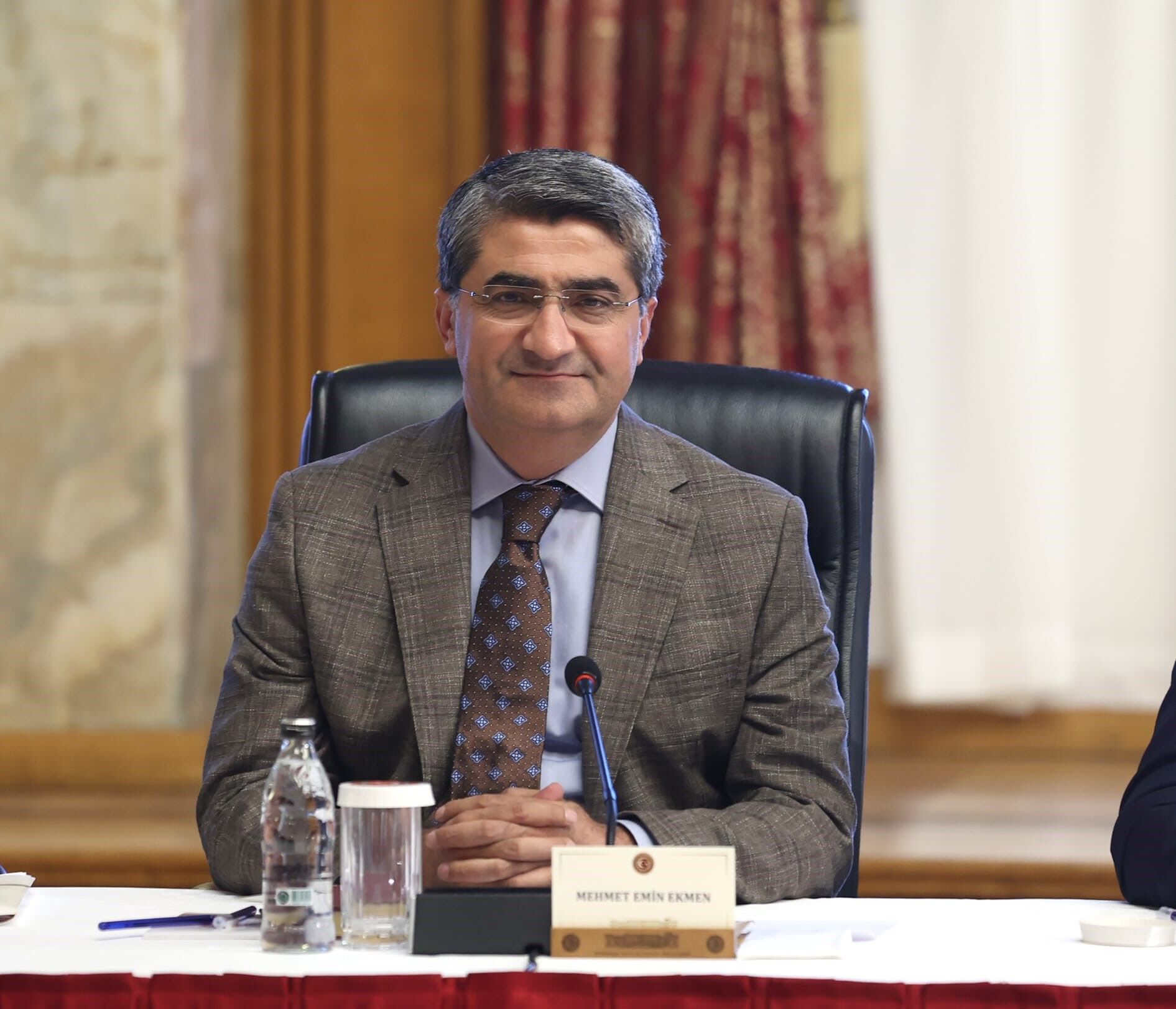 SİYASET