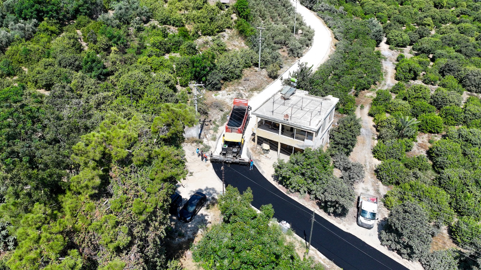 Meski̇, Kargipinari’nda Altyapi Sonrasi Asfalt Kaplama Çalişmasini Tamamladi (4)