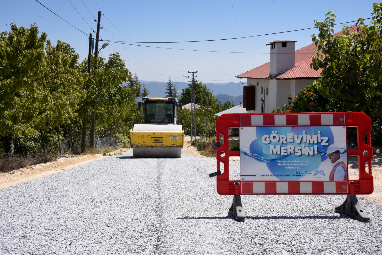 Meski̇’den Mezi̇tli̇’de Modern Ve Konforlu Yol Aği Çalişmasi (1)