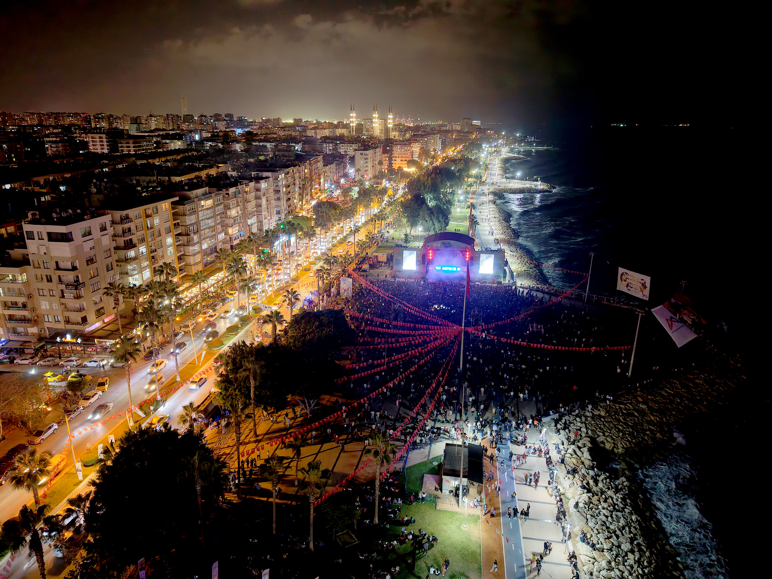 4. ‘Mersi̇n Gençli̇k Festi̇vali̇’ Doludi̇zgi̇n Başladi (11)