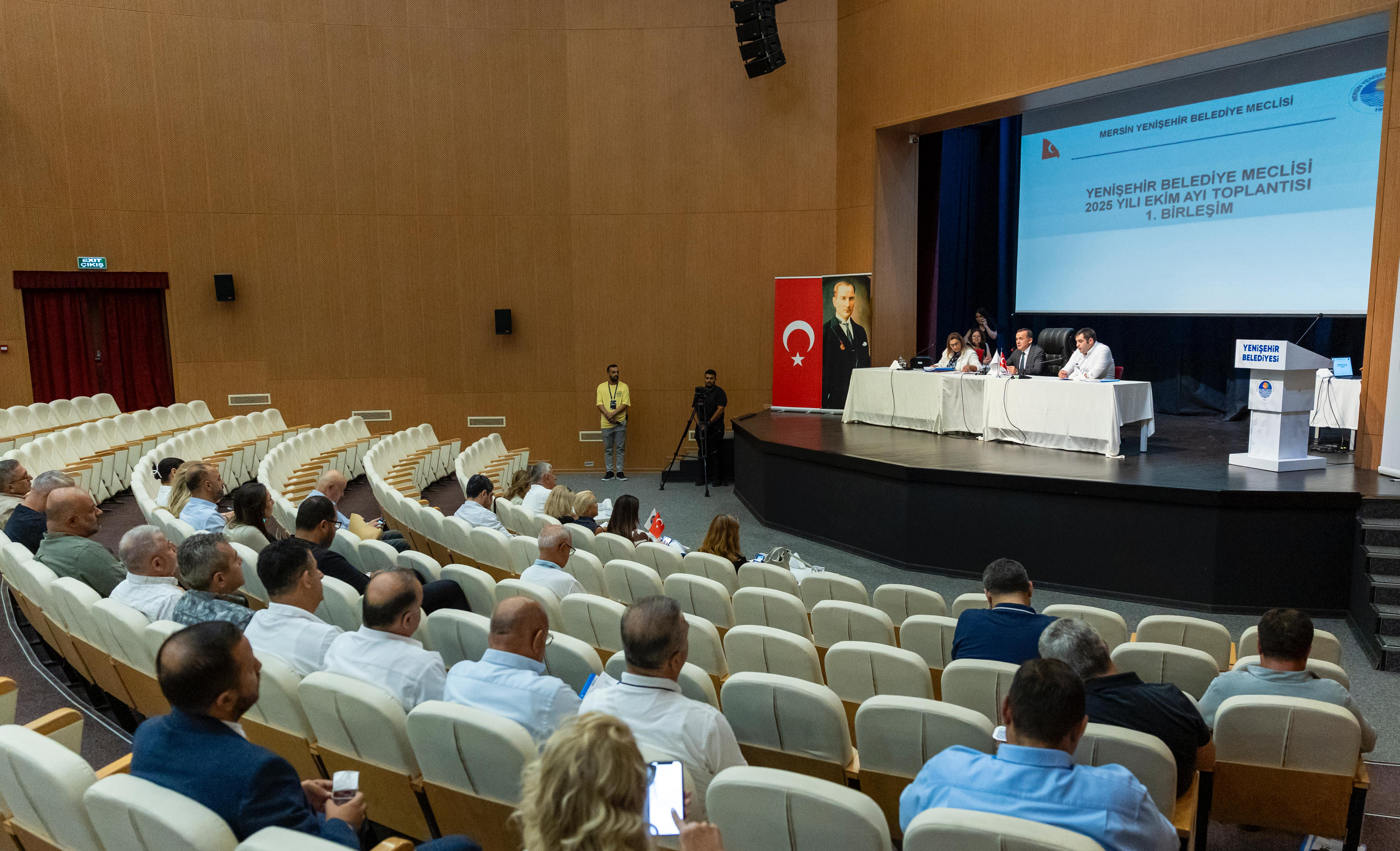 Başkan Özyiğit, “Akıllı Şehir Çalışmalarımız Örnek Gösteriliyor” (1)