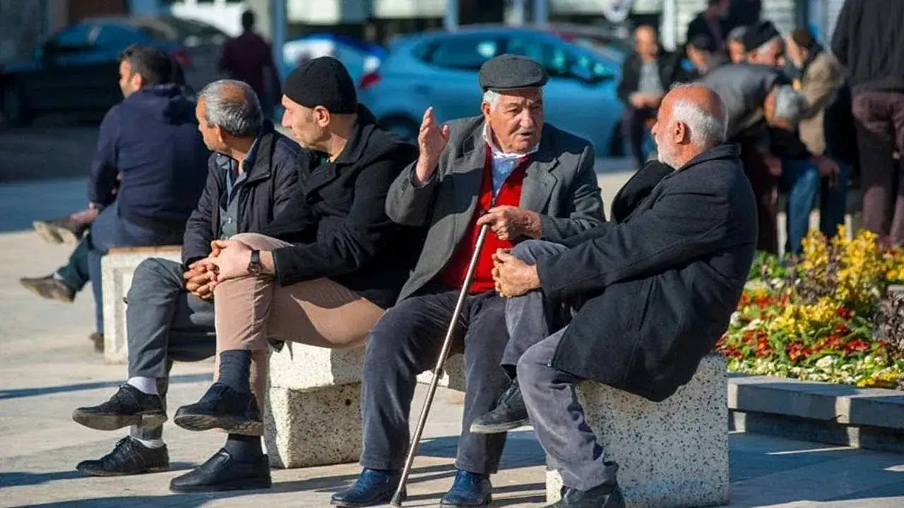 Emekliler Olduklarindan Cok Da 1741596117 Eq2Uo Y