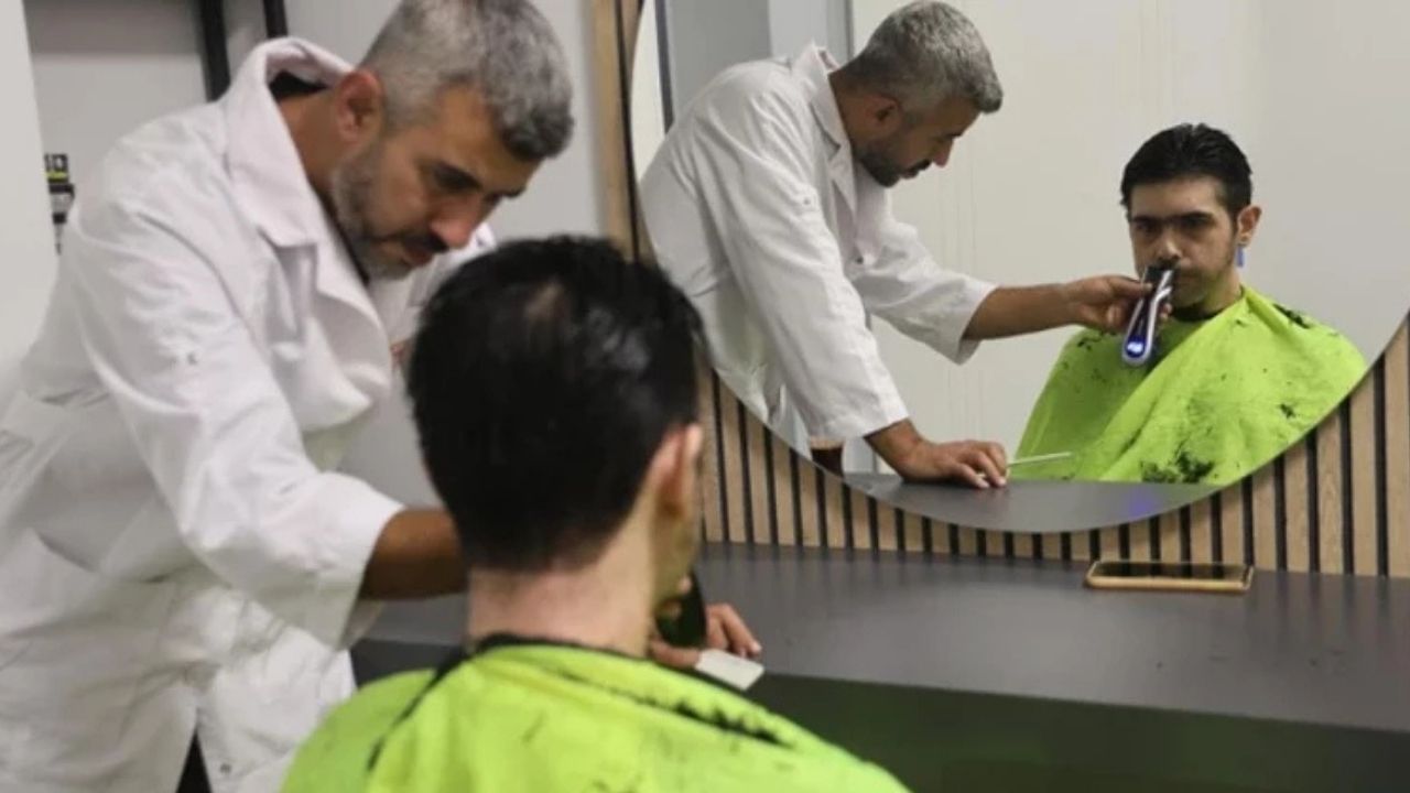 Evden Çıkmayan Genç (1)