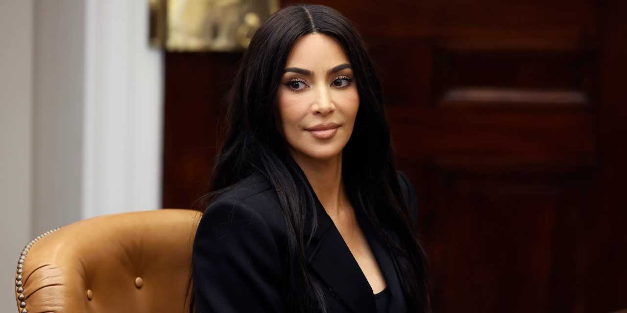 Kim Kardashian’dan Yeni İmaj! Kısa Saçlarıyla Görenleri Şoke Etti-1