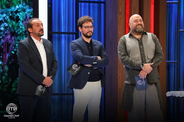 Masterchef Te Telefon Kullanan Yarismaci Kim Somer Sef Acikladi 35542