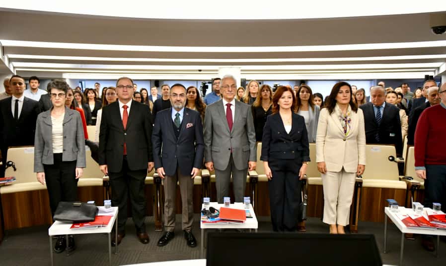 Meral Seçer Kooperati̇fçi̇li̇k Tecrübeleri̇ni̇ Tbb Çaliştayinda Anlatti 1