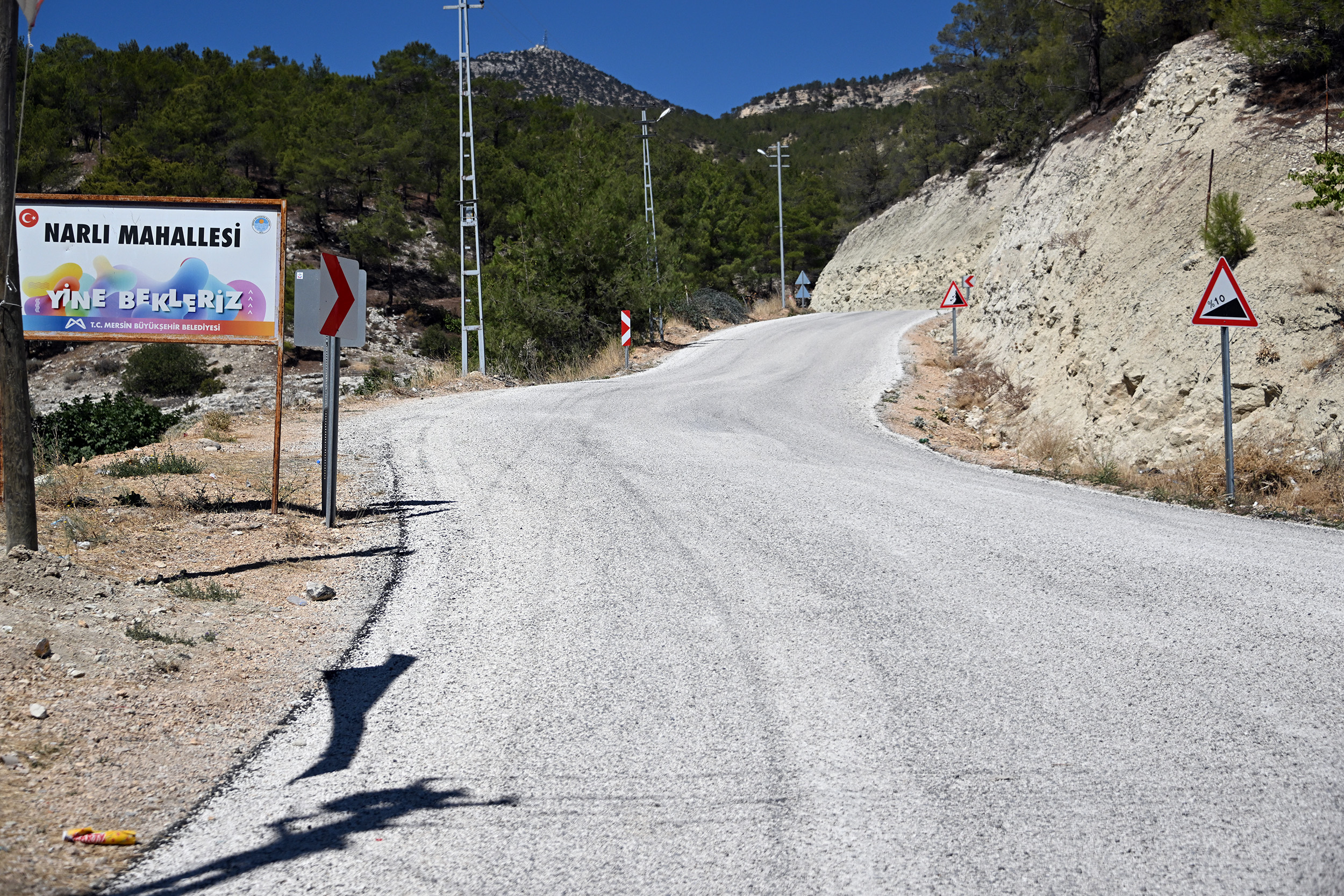 Mersi̇n Büyükşehi̇r Beledi̇yesi̇'nden Mut’ta Kirsala Nefes Aldiran Yol Yatirimi (7)