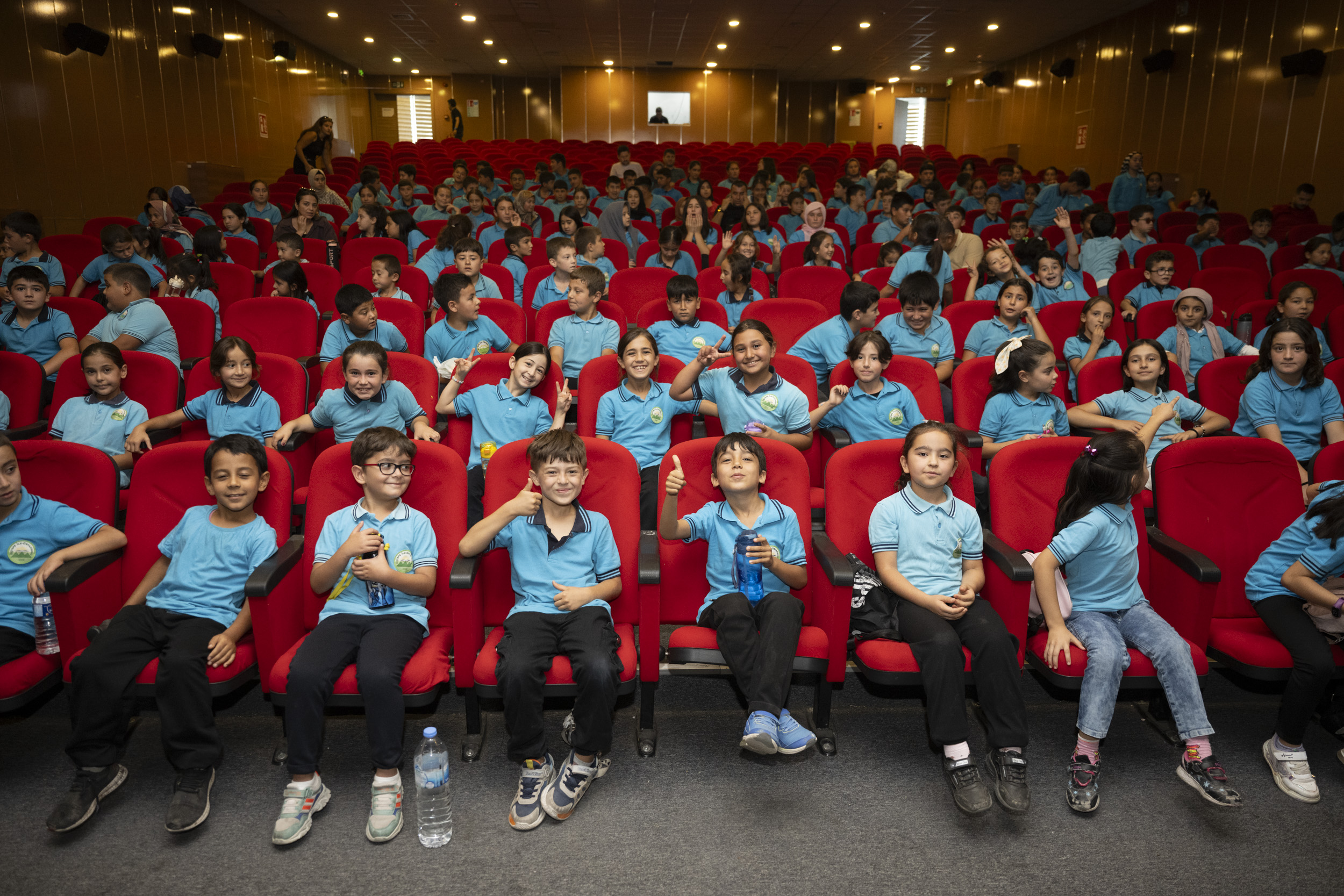 Mersi̇n Şehi̇r Ti̇yatrosu Çocuklar İçi̇n Perdeleri̇ni̇ Açti (4)