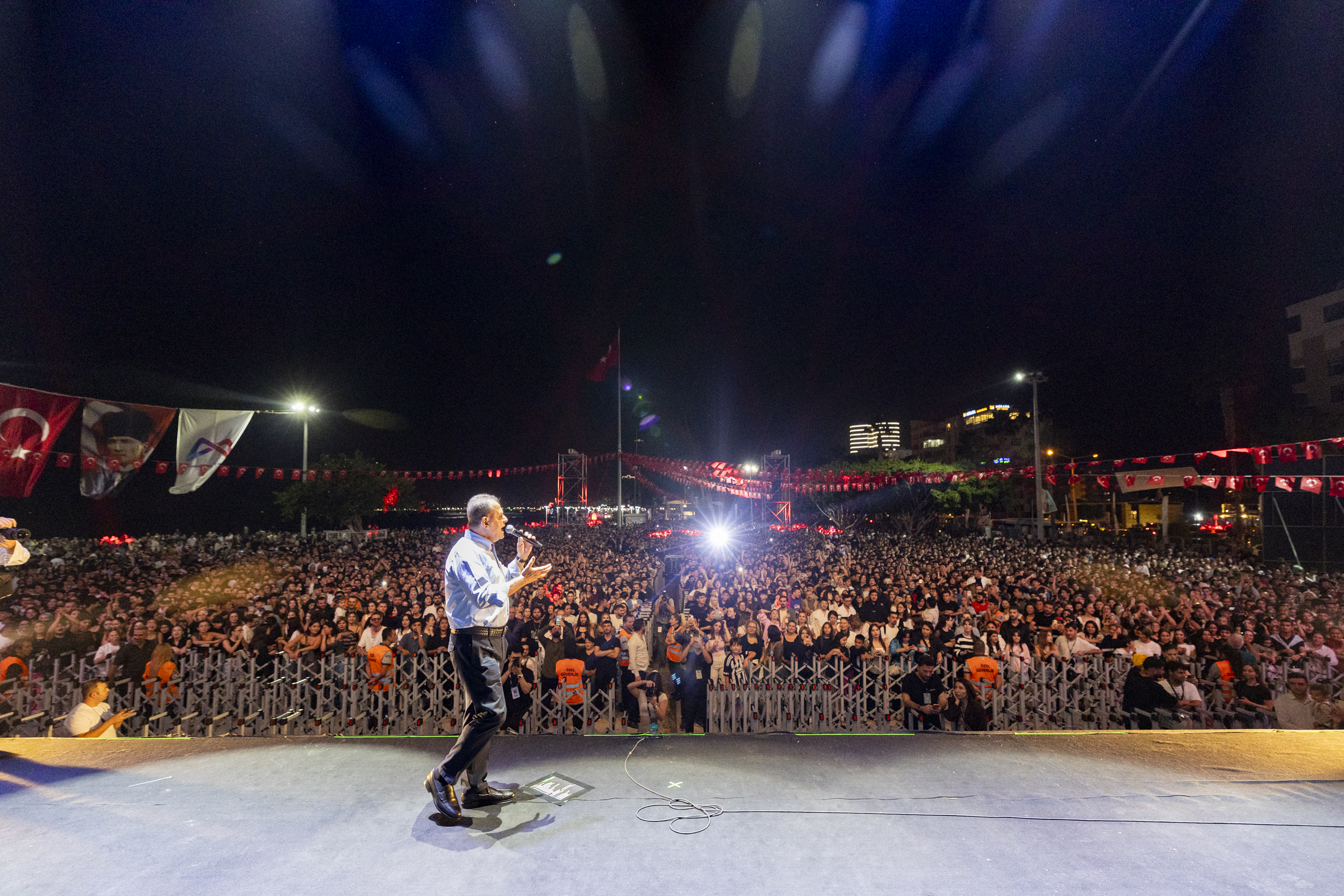 Mersi̇n’de, ‘Gençli̇k Festi̇vali̇’ Coşkusu Tüm Kenti̇ Sardi (2)