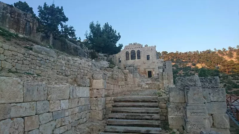 Mersin’in Ayasofyası 1500 Yıldır Ayakta Evliya Çelebi Bile Hayran Kalmıştı! (1)-1