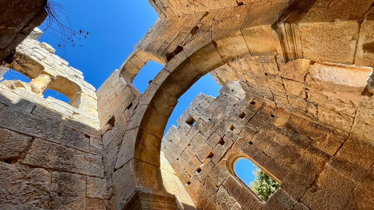 Mersin’in Ayasofyası 1500 Yıldır Ayakta Evliya Çelebi Bile Hayran Kalmıştı! (1)