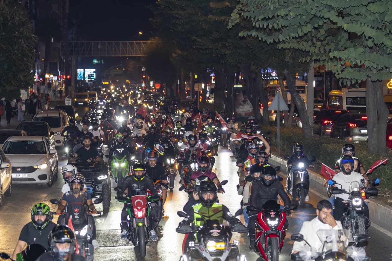 N I K A H M A S A S I N D A N ‘ C U M H U R I Y E T K O R T E J I’ N E 990847 293980