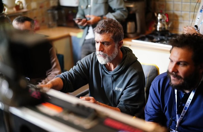 Özcan Deniz Ve Öykü Karayel Aynı Filmde! “Son Yemek” Sürprizi (3)