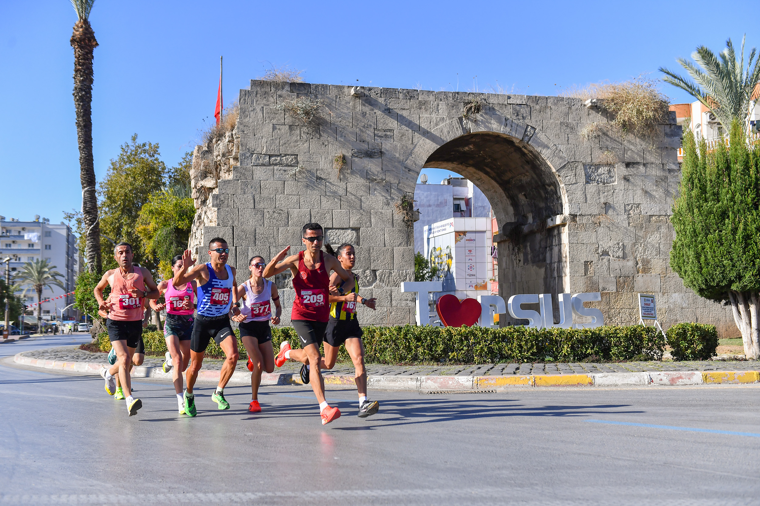 ‘Uluslararasi Tarsus Yari Maratonu’ Heyecani Mersi̇n’i̇ Sardi (6)