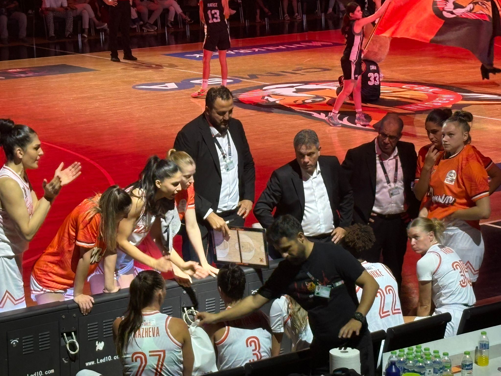 2218C8B2 1D7E 4Cad 951B D84624A5B841