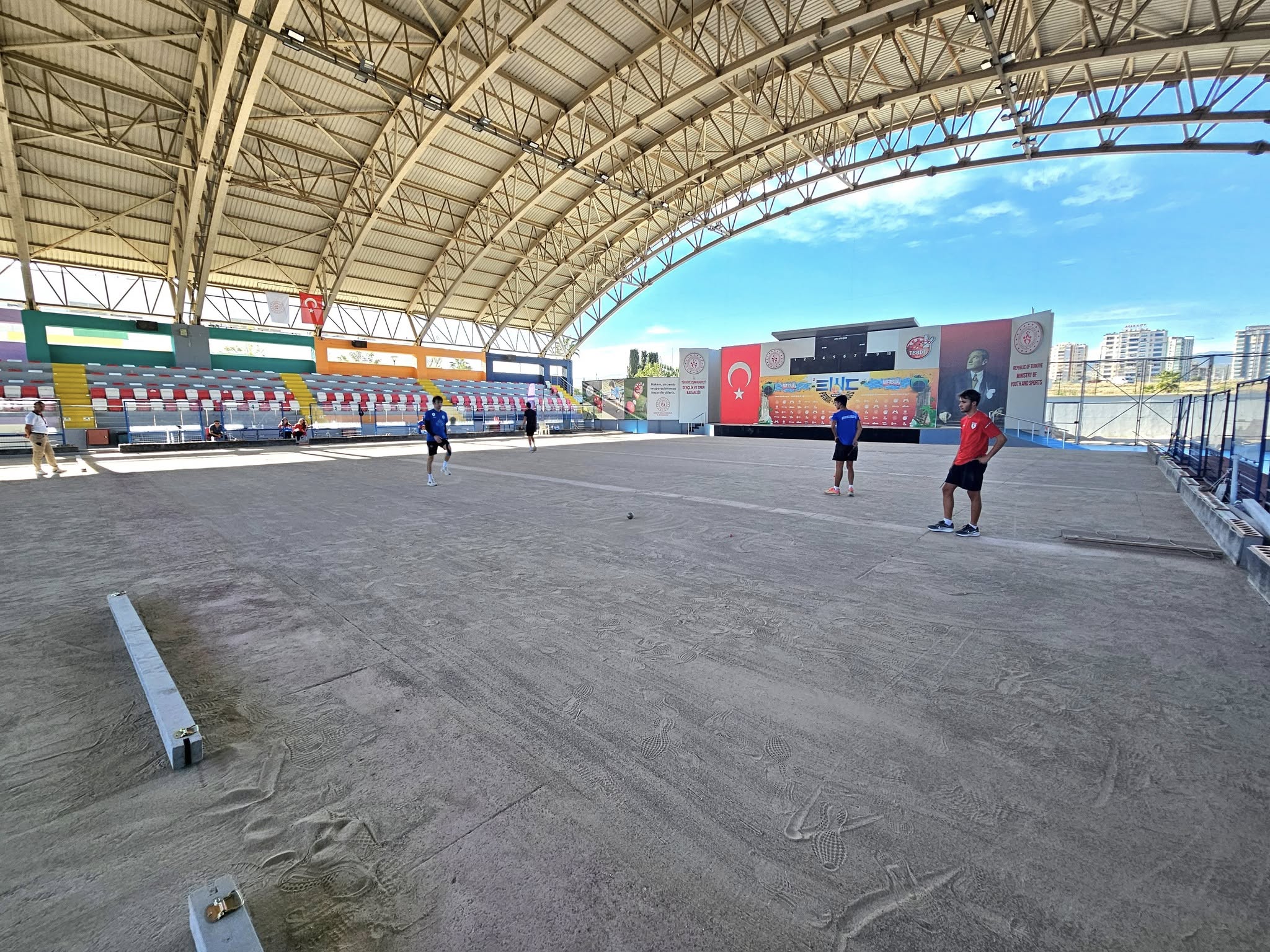 576920464 1266018625560920 8690110406836007994 N