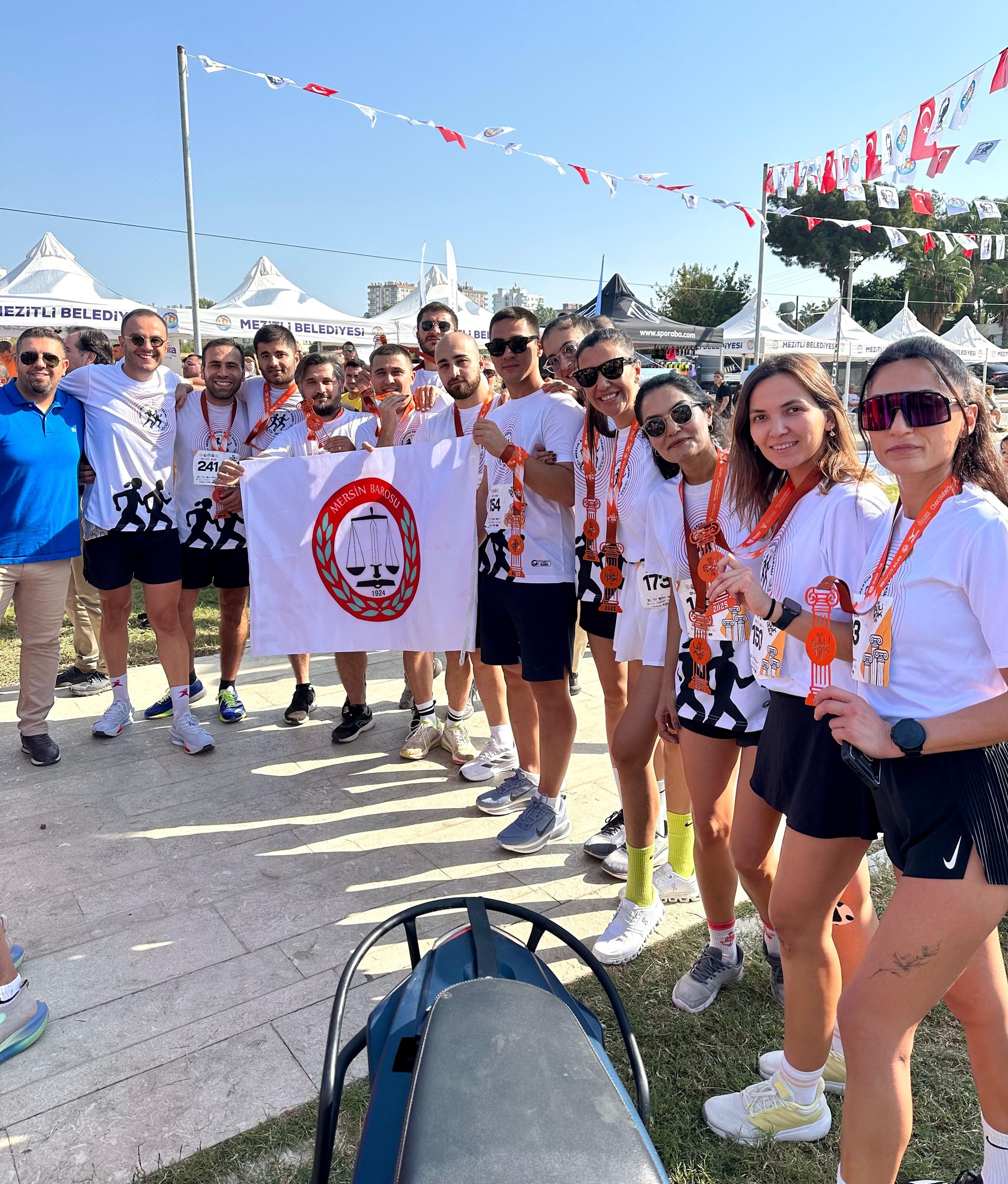 579123917 1291864352957377 3815456184104344643 N