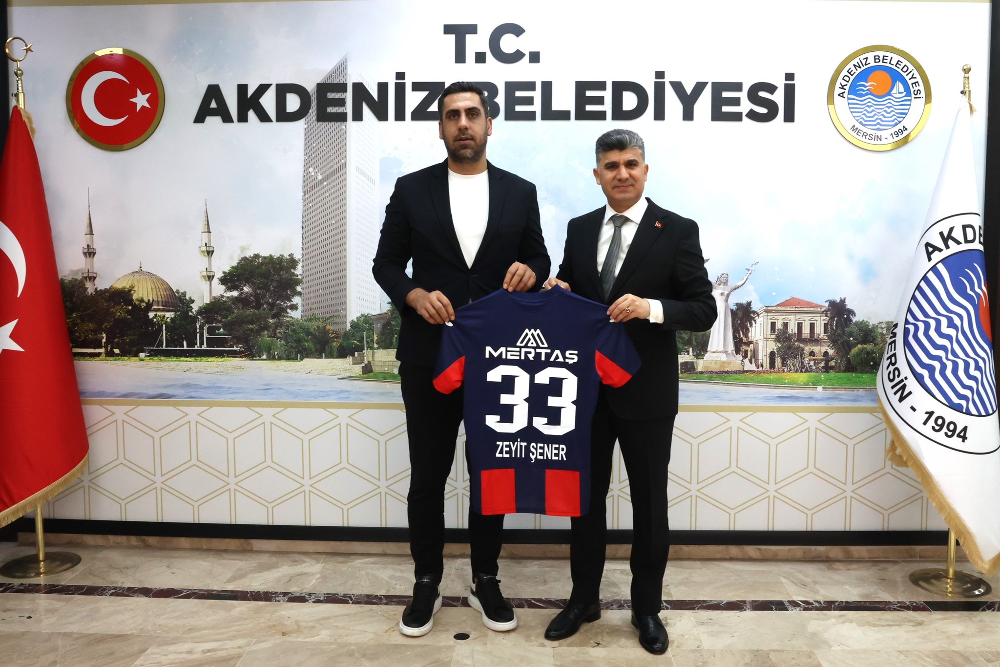 581271098 122162026766775113 2996663435687564370 N