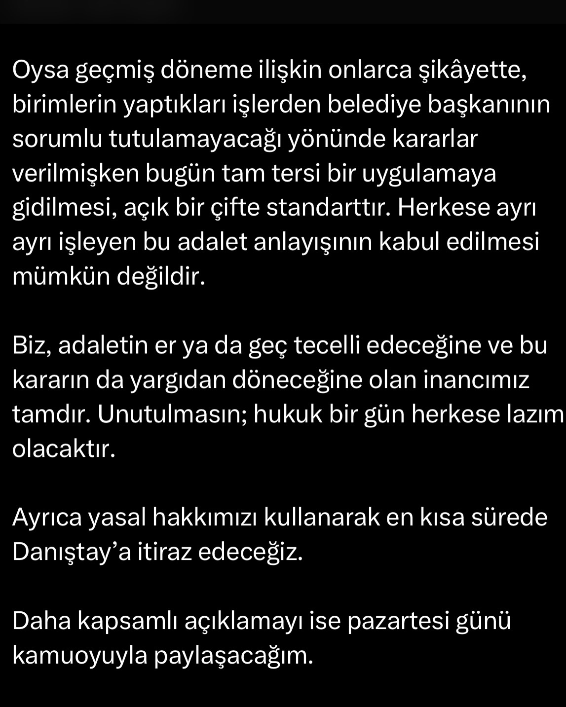 586880008 18497423437079379 2421105981477478816 N