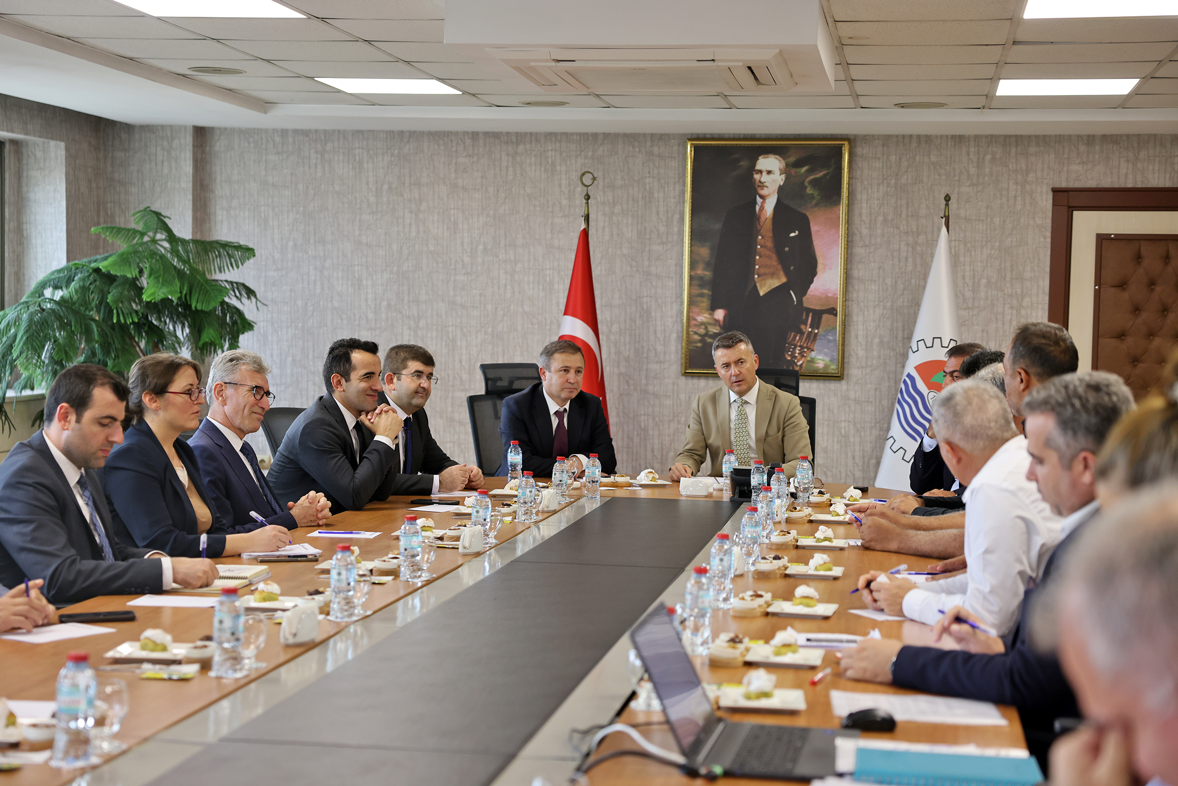 73E87C80 7502 48Fa B806 Fe5B63B7F6B0