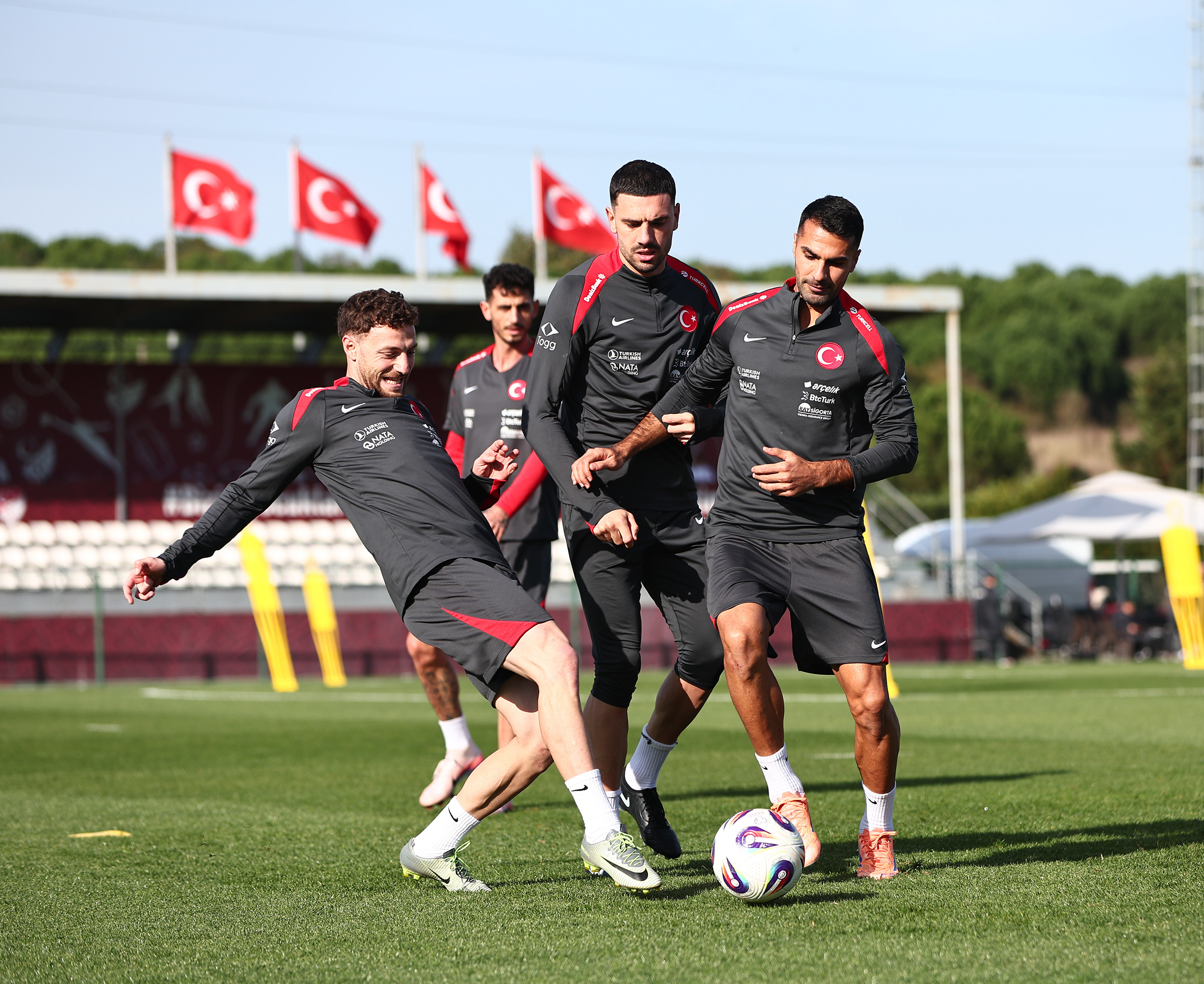 A M I L L I F U T B O L T A K I M I I S P A N Y A M A C I N A H A 1019287 302413