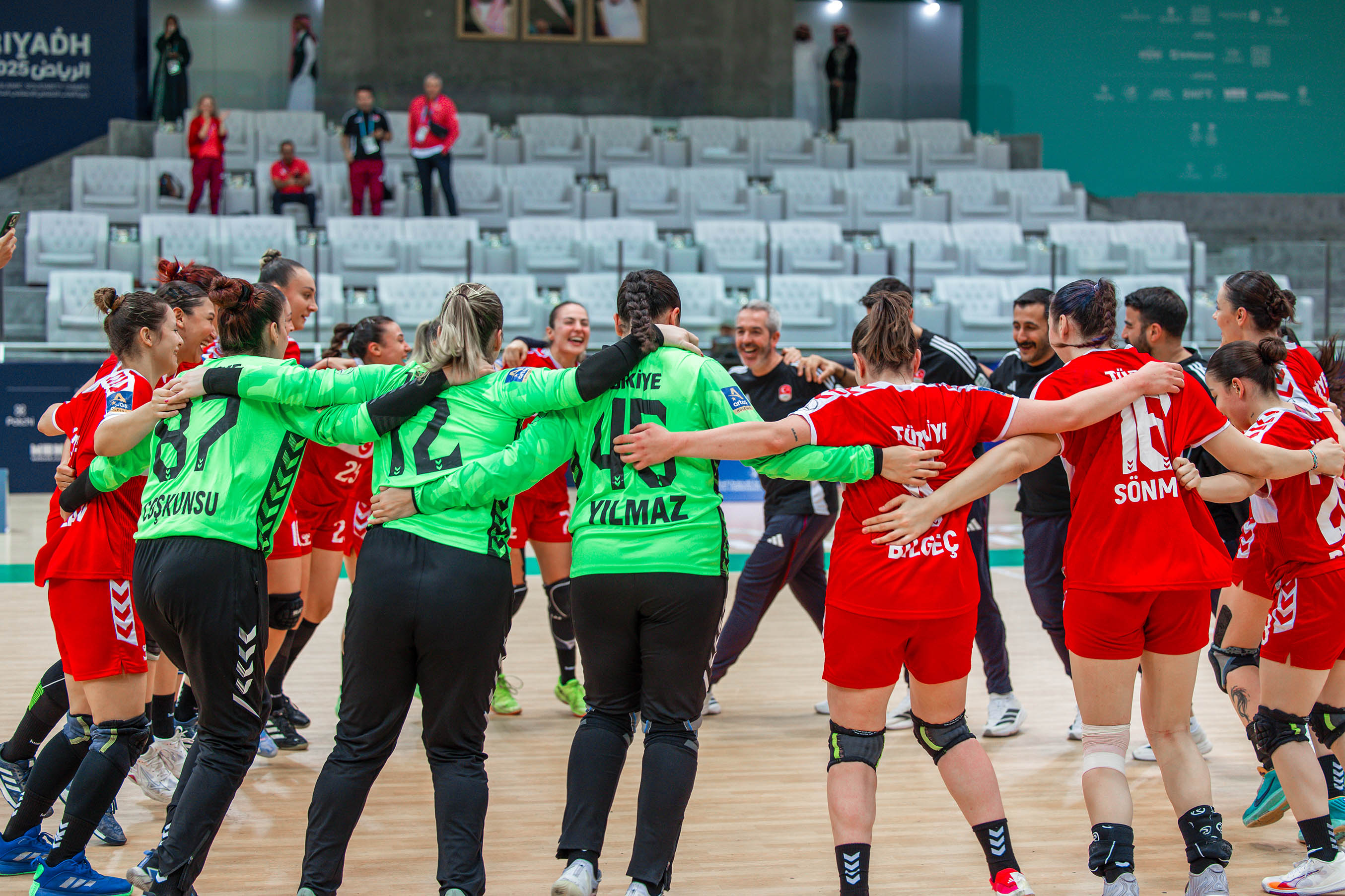 A M I L L I K A D I N H E N T B O L T A K I M I R I Y A D’ D A F I 1023057 303569