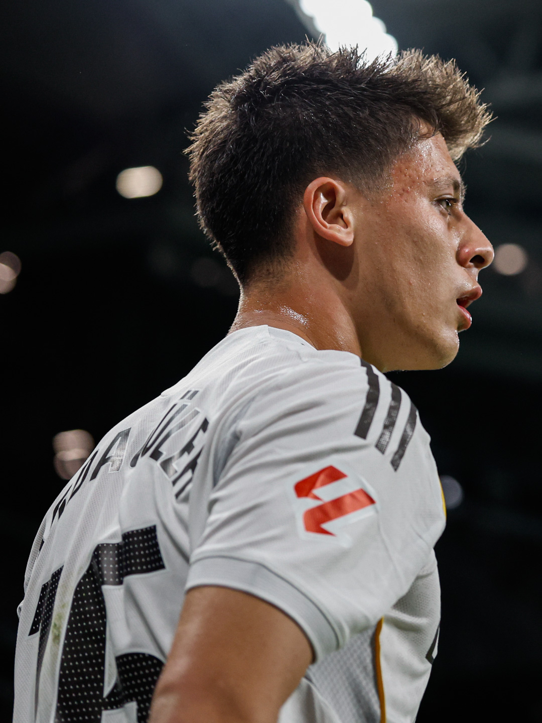 A R D A G U L E R’ D E N K Y L I A N M B A P P E’ Y E 6 A S I S T 996457 295582