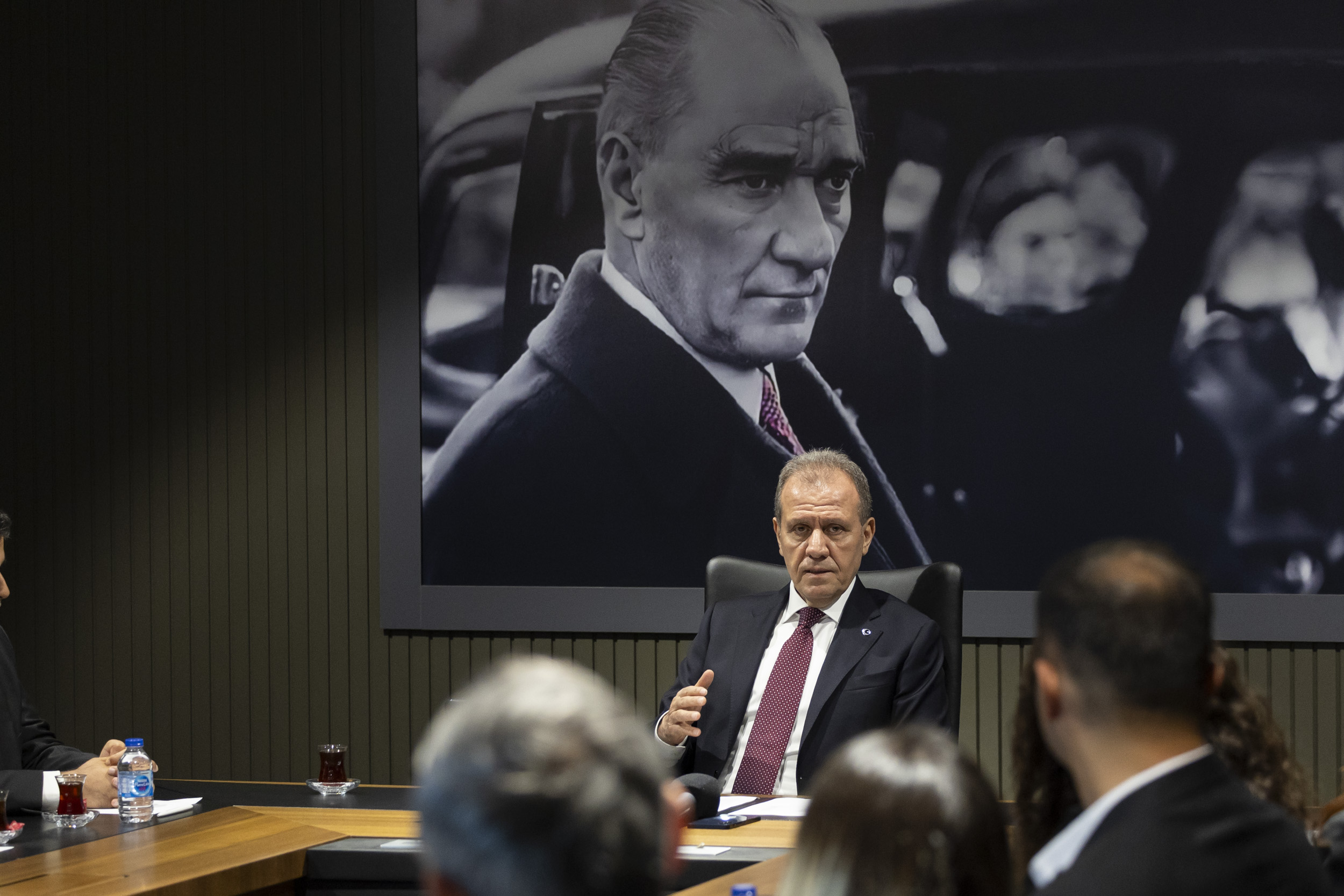 Büyükşehi̇r’i̇n Emektar Öğretmenleri̇nden, Başkan Seçer’e Zi̇yaret (2)