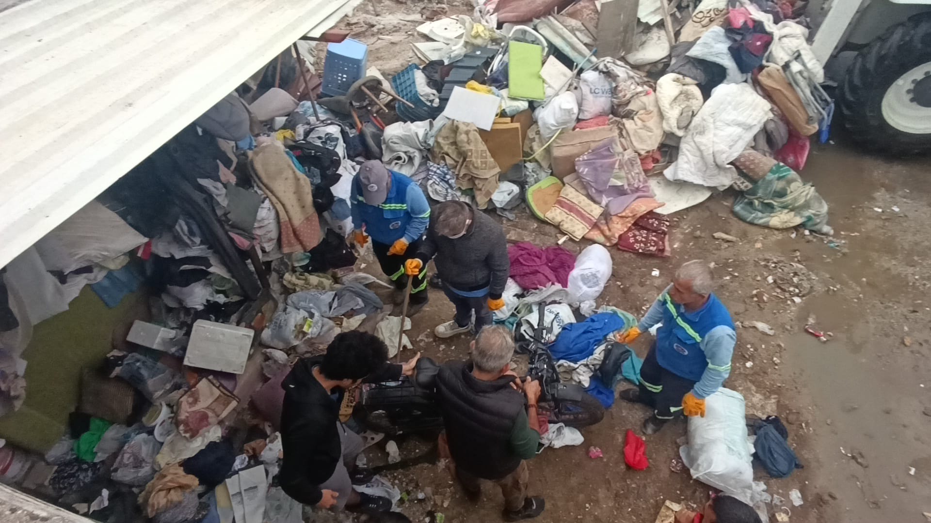 Çöp Ev Temizliği (4)