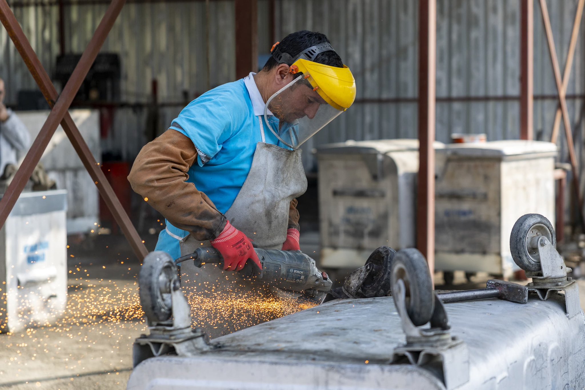 G5 Q Mh4 D W I A A15 V0