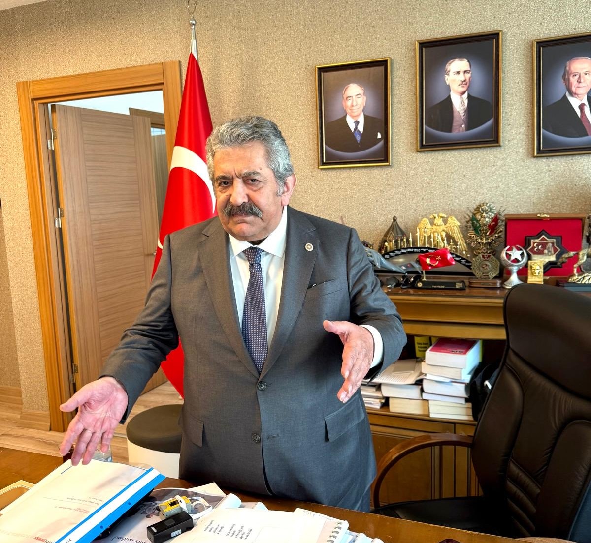 Gw Hxas P W Y A A Oc89