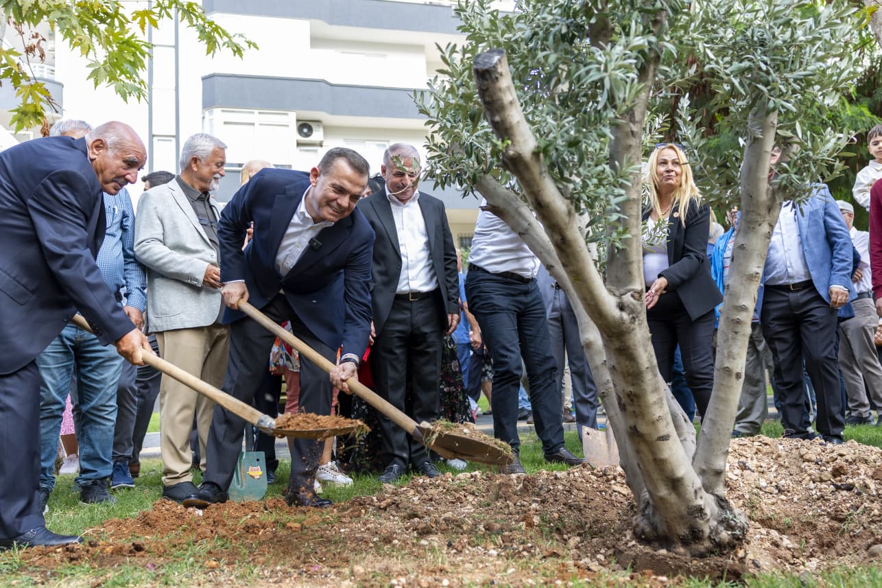 Hüseyin Atılgan’ın Ismi Yenişehir’de Parka Verildi (2)