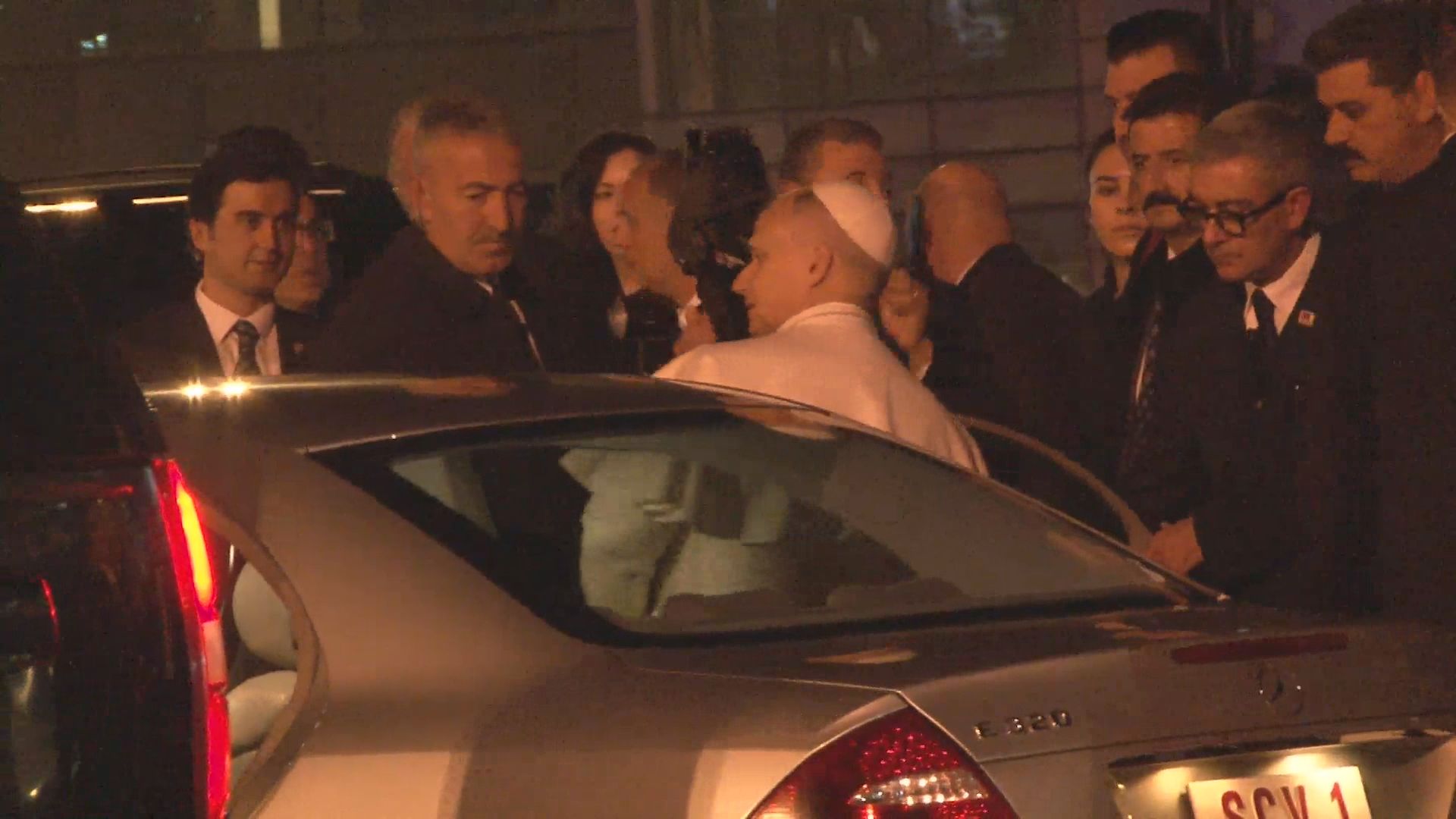 I S T A N B U L P A P A 14. L E O Y U T A S I Y A N U C A K 1036696 307662