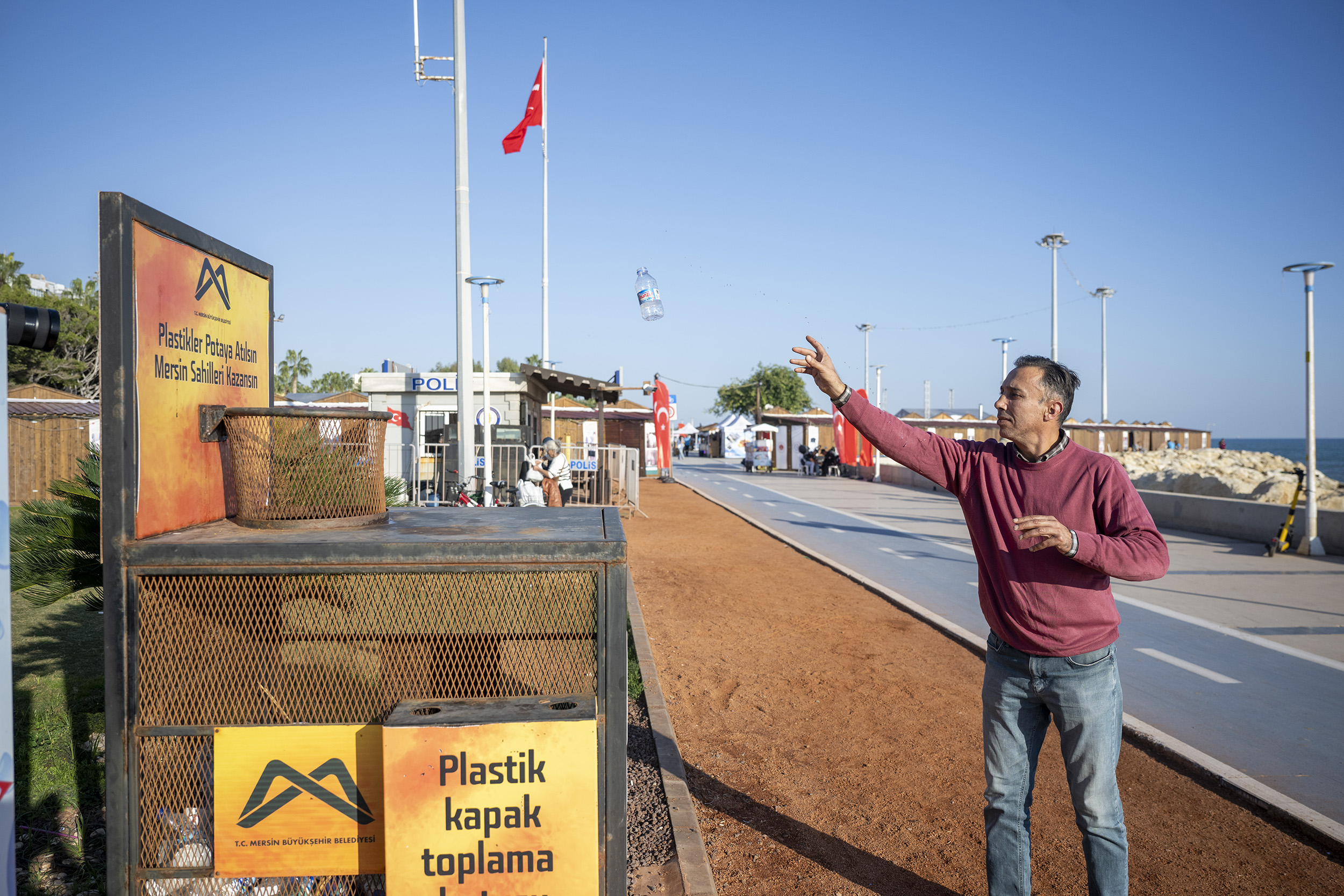 Mersi̇n Büyükşehi̇r Beledi̇yesi̇ 1 Ton Plasti̇k Atiği Geri̇ Dönüştürdü (4)