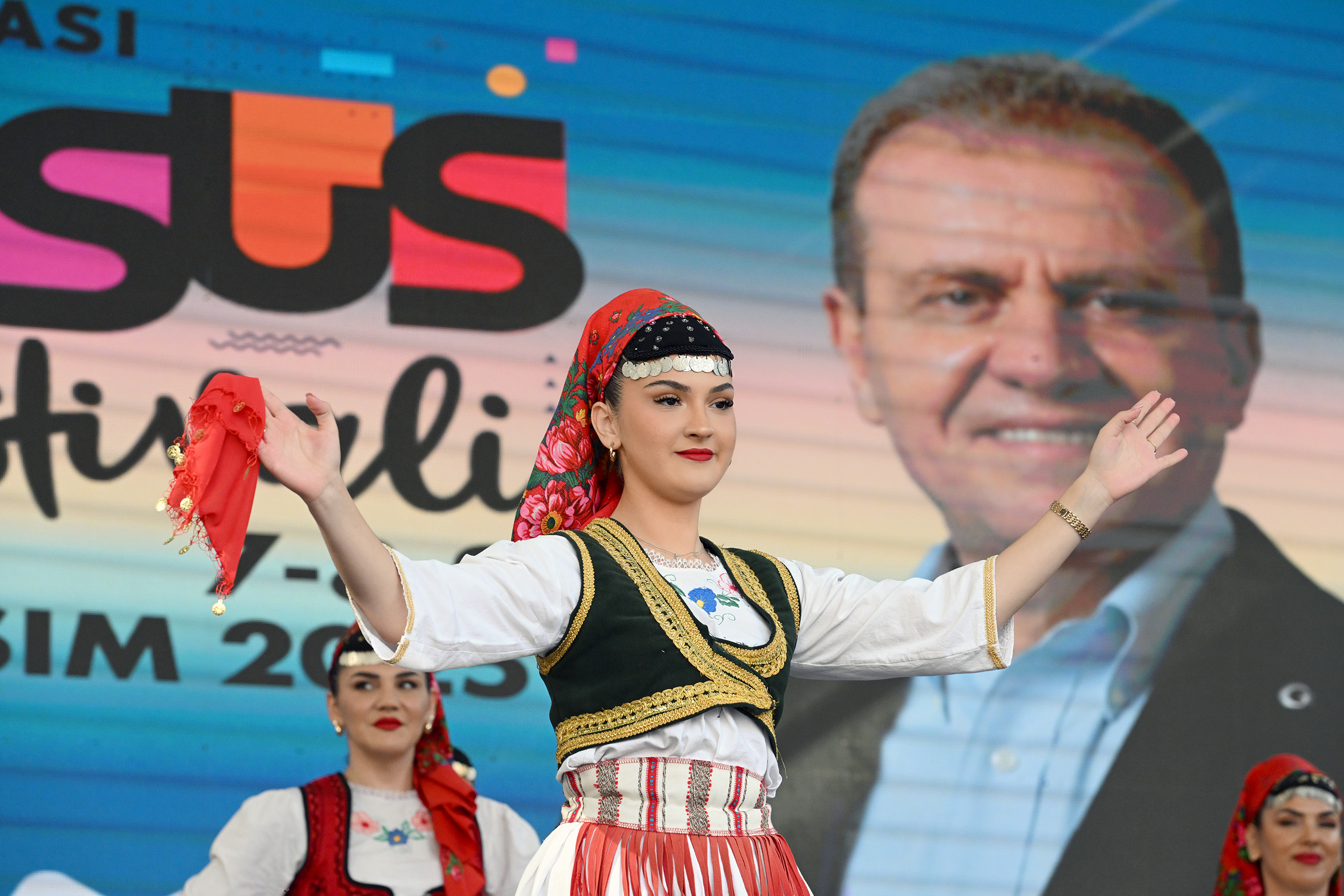 Tarsus’u Karnaval Kenti̇ne Dönüştüren ‘4. Uluslararasi Tarsus Festi̇vali̇’ Start Verdi̇ (15)