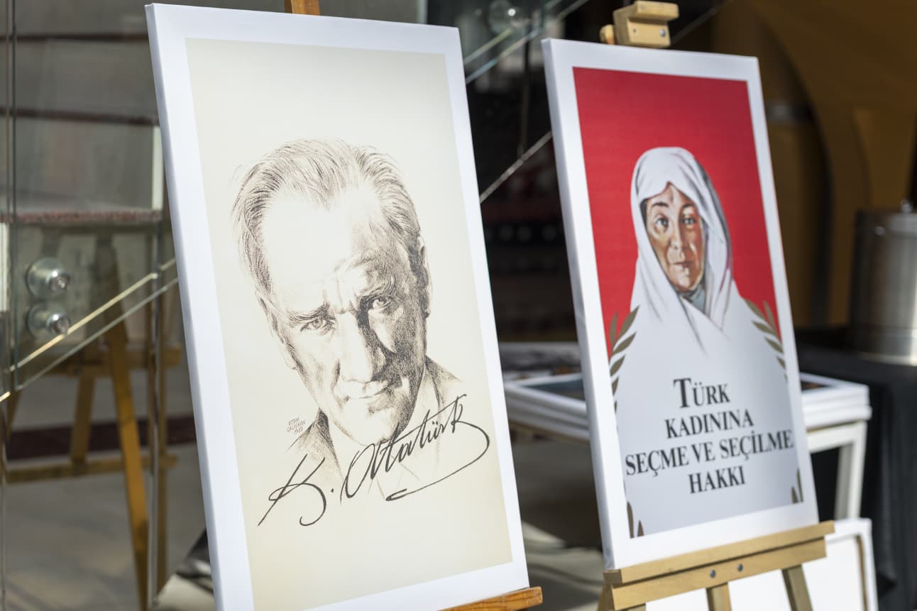 Yenişehir Belediyesinden “Etem Çalışkan Ile Atatürk Yolculuğu” Sergisi (12)