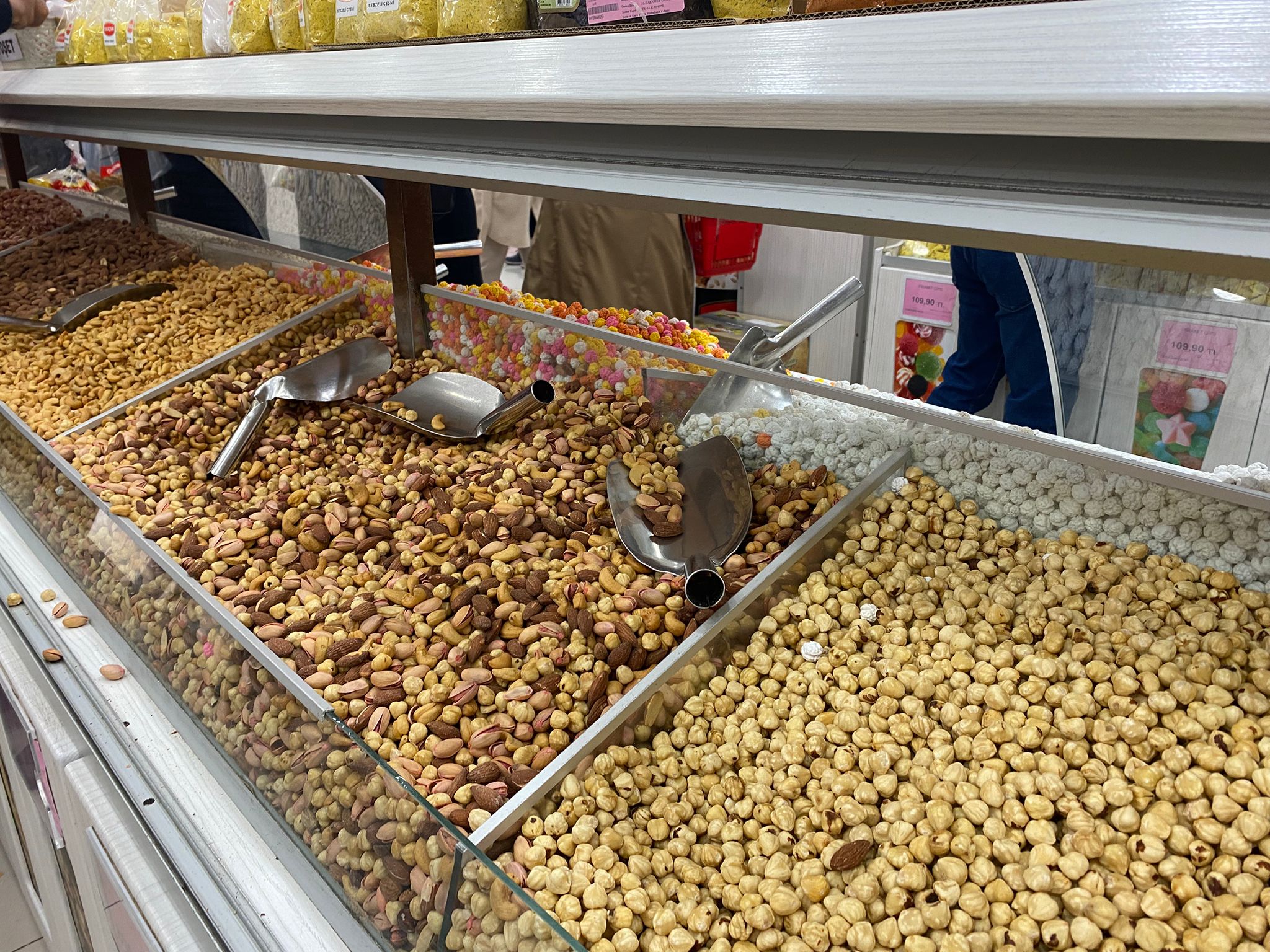 01315753 9783 44F1 940C 989385C0Cb5A