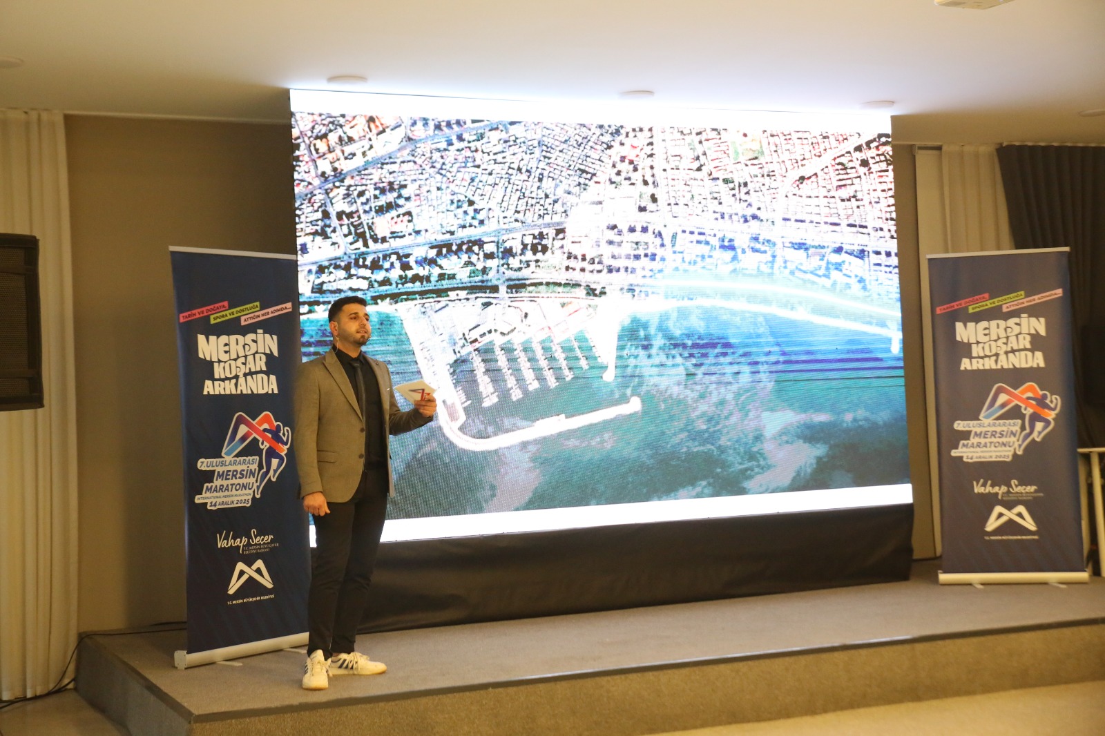 0Bf709Af Bcbf 4Be5 85Fb Fb54A0B64A84