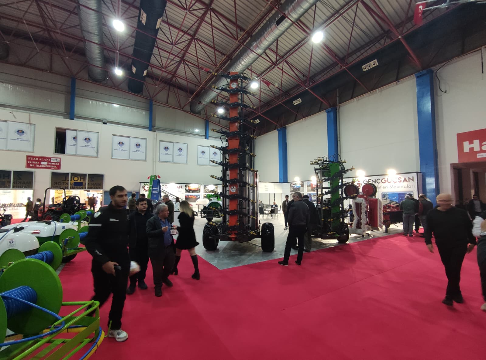 2B24D2Fa 2F77 4743 9C2D 6B54D0Ce7829