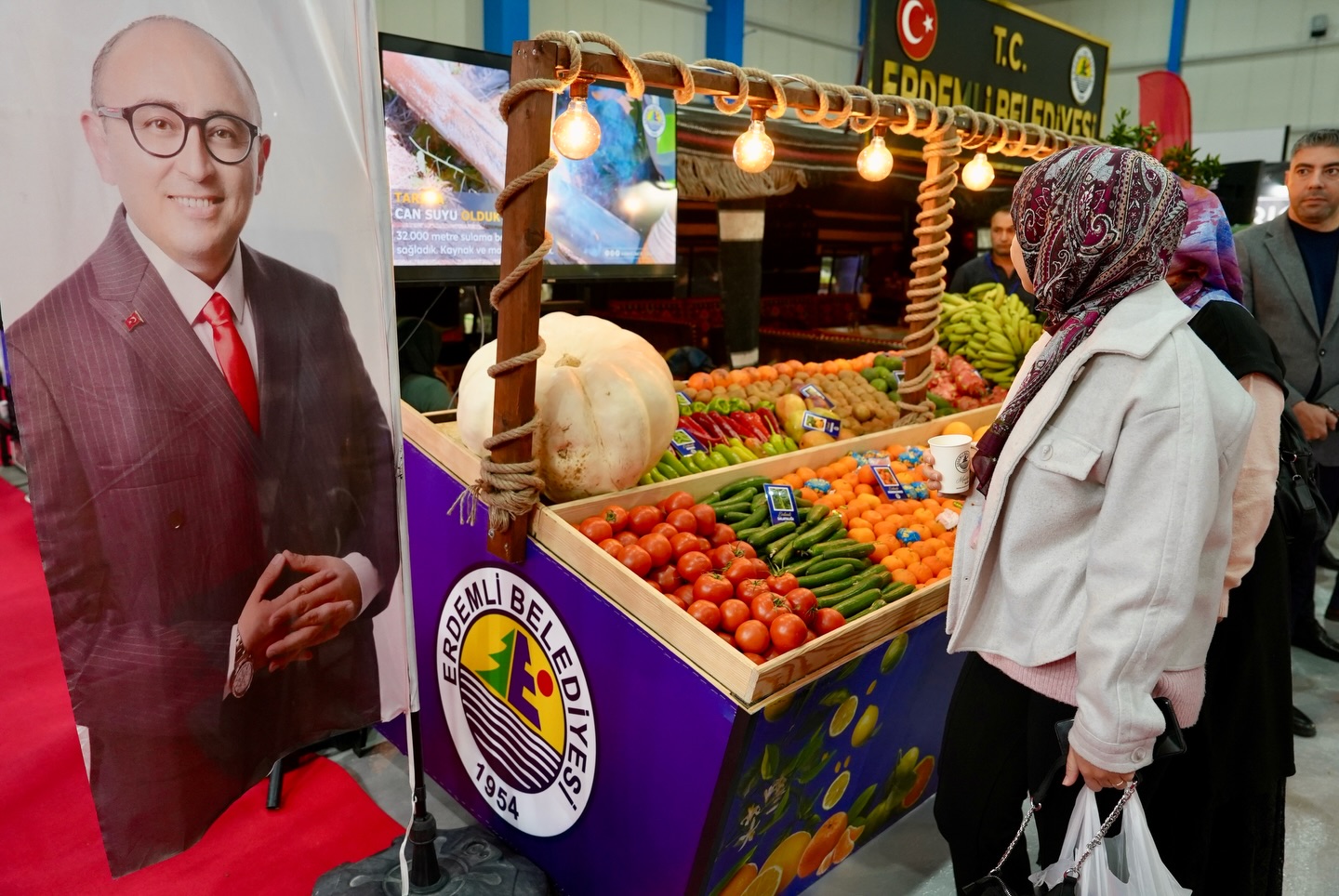 599177555 18441735877099891 6633772990189949225 N