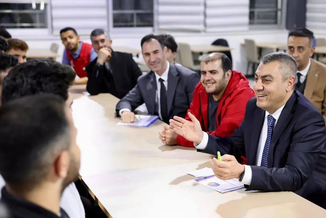 599922784 1300870345409081 3629915803064483963 N