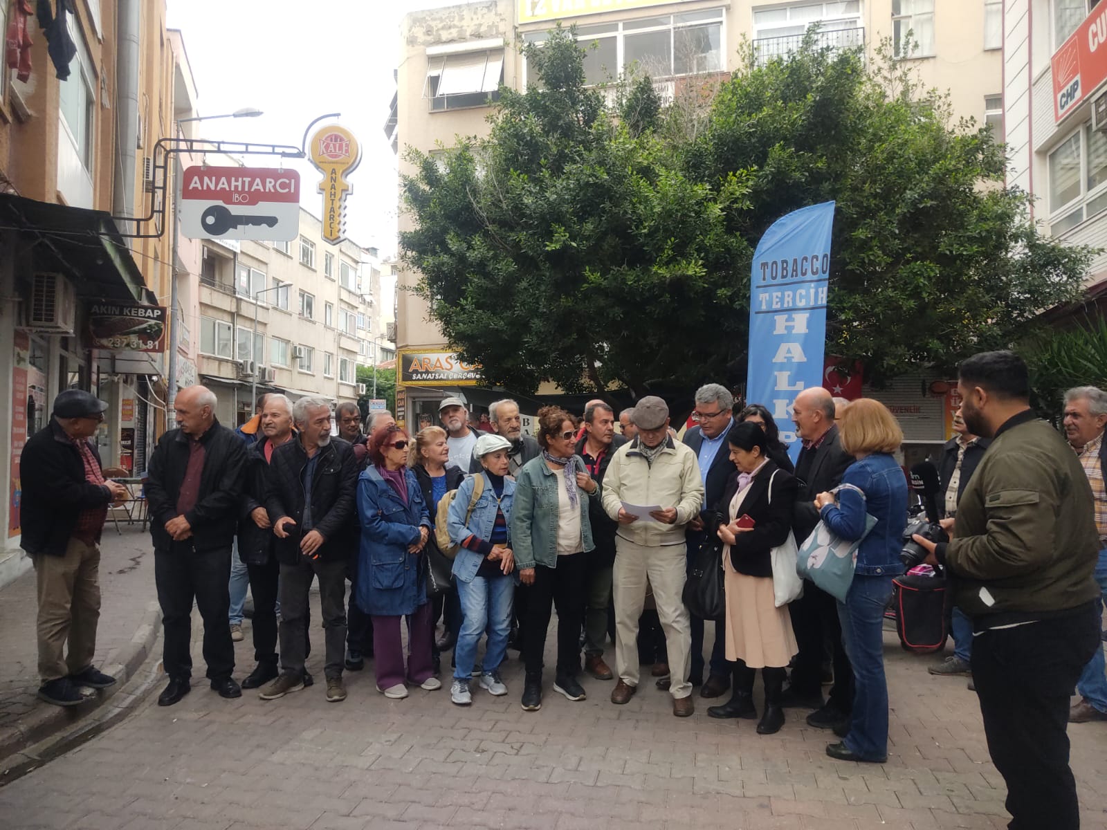 5Bd99Cd1 227B 41D2 A716 3Df26A9Bc5Ef