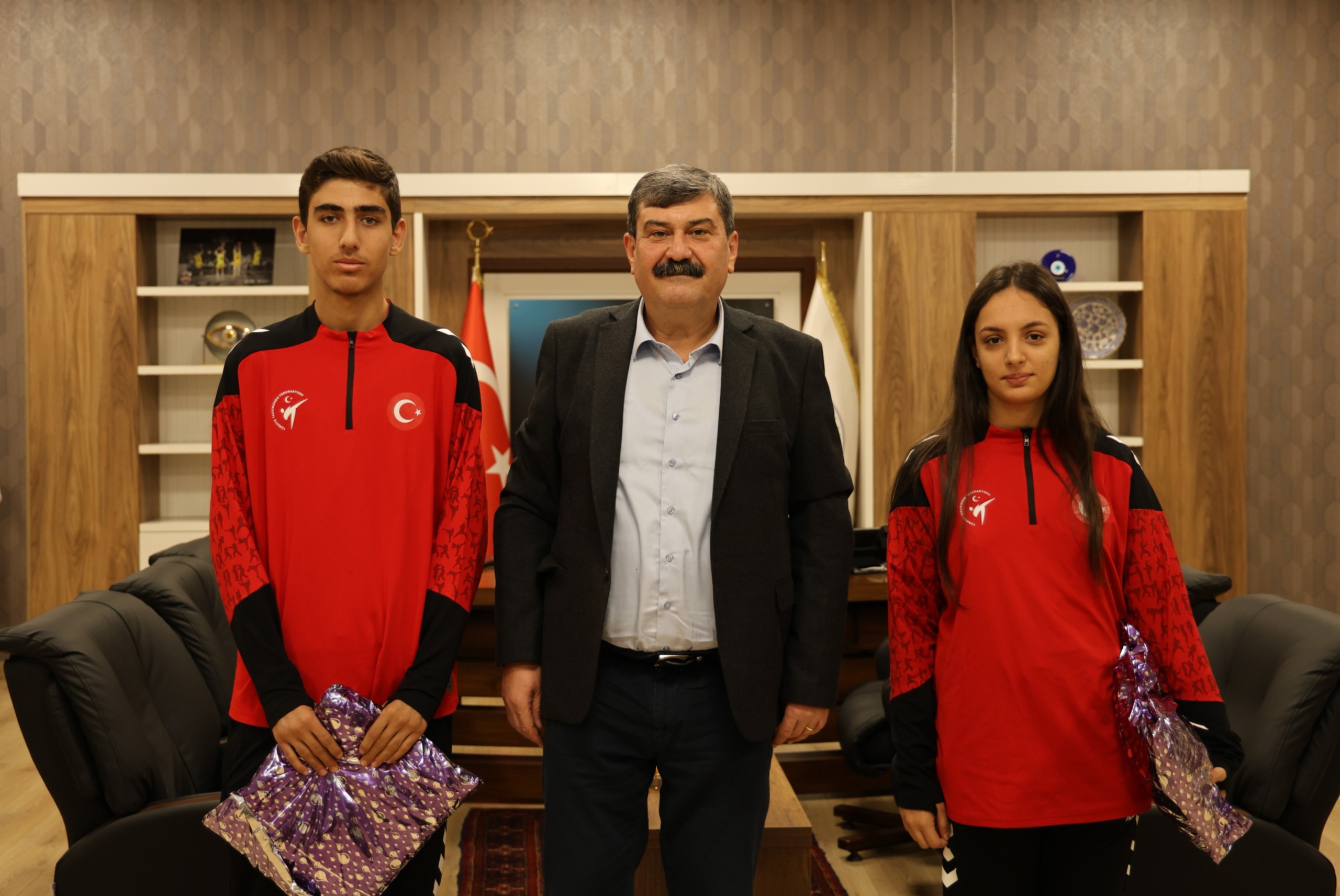 Başkan Yıldız Şampiyonları Ağırladı (3)