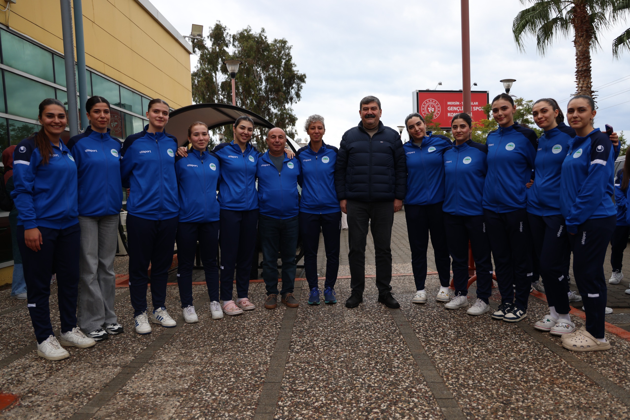 Başkan Yıldız Takımı Tebrik Etti