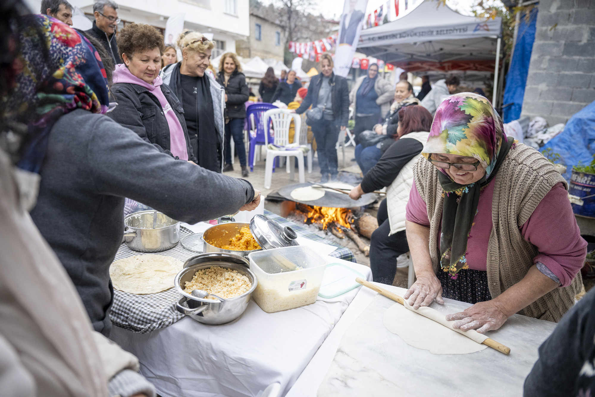 Büyükşehi̇’i̇n “Kirsal Mahalle Buluşmalari” Çamliyayla’nin Daripinari Mahallesi̇’nde Gerçekleşti̇ (4)